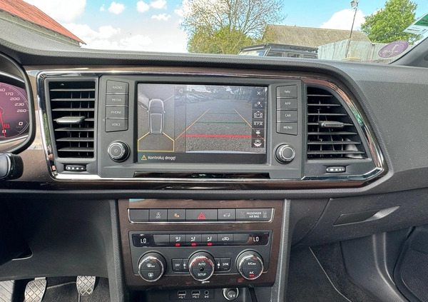 Seat Ateca cena 83900 przebieg: 65615, rok produkcji 2018 z Miechów małe 781